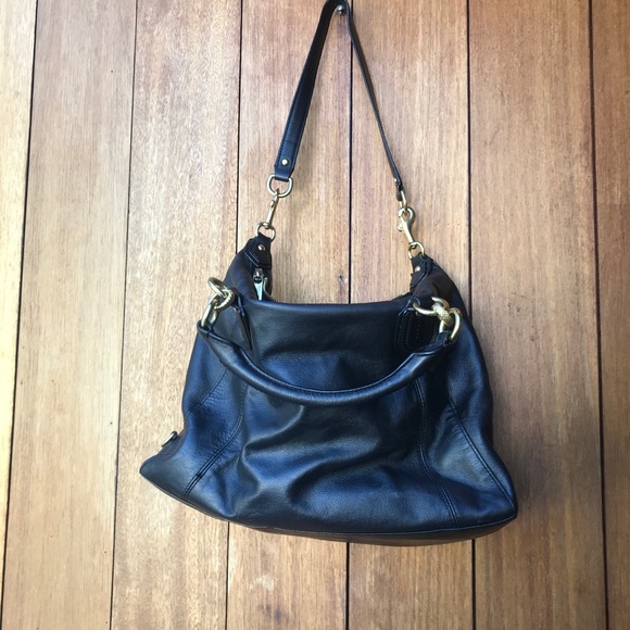 Coach black leather purse GREAT CONDITION - Picture 4 of 5